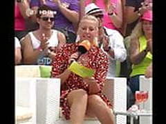 Andrea Kiewel - supergeile Beine zum anwixen Free XXX | xvideosearch.com