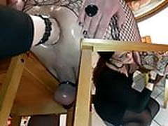 sissy takes a seat... HD | xvideosearch.com