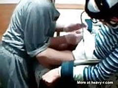 Man bekomt einen hadjob Hot Clip | xvideosearch.com