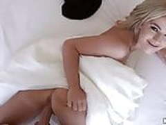 Good intimate Online | xvideosearch.com