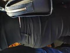 Sweet butt on the subway HD | xvideosearch.com
