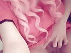 pinky hair milf pussy playing Online | xvideosearch.com