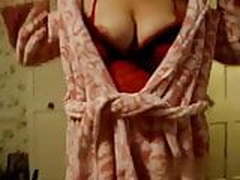 moms breasts HD | xvideosearch.com