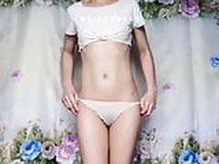 Bikini Try on haul Reign young teen Online | xvideosearch.com