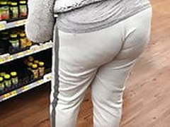 Black girl round swole butt still wearin Aeropostale 2.0 Free XXX | xvideosearch.com