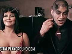 Seth Gamble Gina Valentina Xander Corvus Romi Rain HD | xvideosearch.com