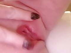 Amanda W rubs her pussy Full Video | xvideosearch.com