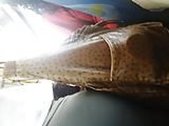 gostosa no onibus HD | xvideosearch.com