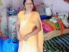 Hot saari me bhabhi Full Video | xvideosearch.com