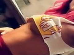 Bella Thorne showing sexy midriff. Hot Clip | xvideosearch.com