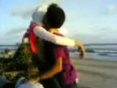 indonesian- cewek jilbab mesum di tepi pantai Full Video | xvideosearch.com