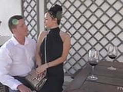 Scottish Babe Cassie Clarke Full Video | xvideosearch.com