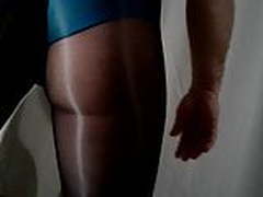 Pantyhose posing 2 Hot Clip | xvideosearch.com