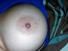 Big natural titties jiggling Online | xvideosearch.com