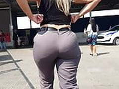 Uma cobradora muito gostosa Full Video | xvideosearch.com