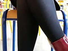 Beautiful legs of a sexy whore in mini skirt in high school HD | xvideosearch.com