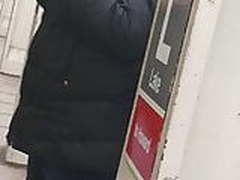 Damn I wish she would not been texting! Full Video | xvideosearch.com