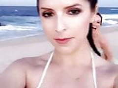 Anna Kendrick selfie at the beach with a firend Full Video | xvideosearch.com