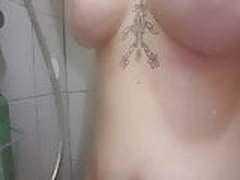 Chubby French Aline bates under shower Online | xvideosearch.com