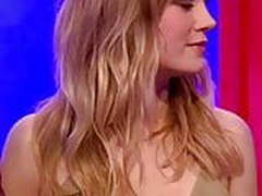 Brie Larson big cleavage HD | xvideosearch.com