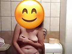 MILF voli da se mazi HD | xvideosearch.com