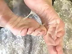 Wife Footjob, Fucked, then Cum on Feet HD | xvideosearch.com