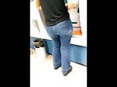 Gostosa saindo do banco Online | xvideosearch.com