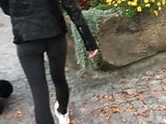 Small teen in leggings HD | xvideosearch.com