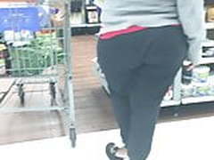 Nice phatty in joggers mama Hot Clip | xvideosearch.com