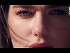 Dua Lipa Pub Yves Saint Laurent HD | xvideosearch.com