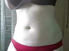 An Egyptian girl plays in Pussy , Hujana Awi Hot Clip | xvideosearch.com