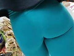 Hot ass in green leggings in the market candid Full Video | xvideosearch.com