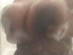 Shower fun HD | xvideosearch.com