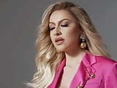 Hadise Dekolte Full Video | xvideosearch.com
