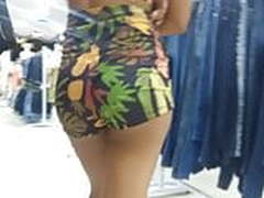 Essa novinha tava uma delicia nesse shortinho Hot Clip | xvideosearch.com