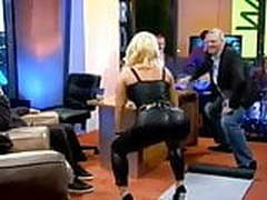 Coco Online | xvideosearch.com