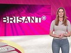 Mareile Hoeppner Sexy Hueften Schritt HD | xvideosearch.com