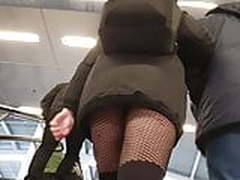 Fishnet pantyhose legs Full Video | xvideosearch.com