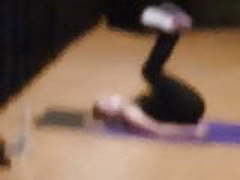 Sexy girl in gym Hot Clip | xvideosearch.com