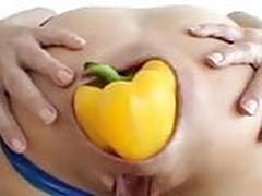 HUGE vegetable anal insertion HD | xvideosearch.com