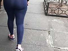 Culito rico caminando en la calle Full Video | xvideosearch.com