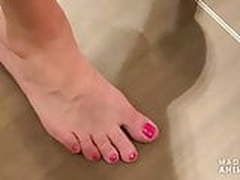 MILF feet Online | xvideosearch.com