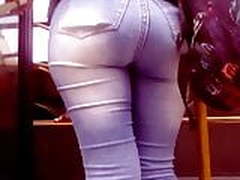 Novinha Colegial Jeans Coladinho No Seu Bumbum Carnudo Full Video | xvideosearch.com