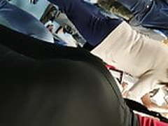 Hot big ass in black leggings HD | xvideosearch.com