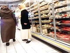 2 Marocaine Mature Women big bottys Full Video | xvideosearch.com