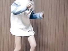 Learn to Shuffle Hot Clip | xvideosearch.com