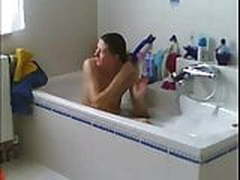 Milf Jills in Bath Full Video | xvideosearch.com