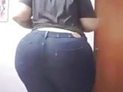 Sexy Culona bailando Full Video | xvideosearch.com