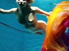 Edwige slutty teen underwater Full Video | xvideosearch.com