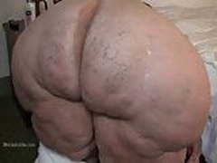 Huge Hot Clip | xvideosearch.com